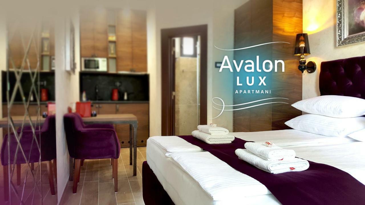 Avalon Lux Studio Apartment Novi Sad Exteriör bild